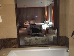 -爱时特套房酒店(会展中心远洋城店)