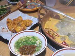 -洱火云南酸菜牛肉火锅(石景山当代商城店)