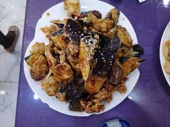 焦糖茄子牛肉粒-桃子餐厅·天津菜(红星路直营店)