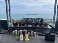-瑰丽酒店·海吧·天际下午茶·现场DJ·天台酒吧