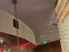 -麻六记(凤凰汇店)