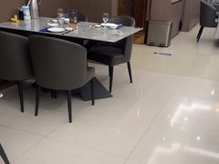 -新丁香海鲜酒店(银海商贸城店)