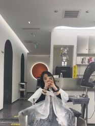 -AYO SALON