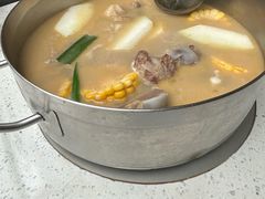 -肥仔文澳门猪骨煲(南京西路店)