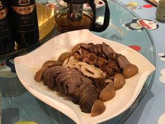 -老船夫婚宴婚庆会馆(延吉路店)