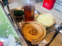 -五里关火锅(上海鑫耀·光环Live店)