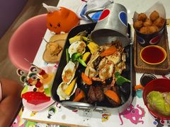 -水桶王国主题餐厅·聚会·生日派对·亲子活动·家庭套餐(亚龙湾希尔顿店)