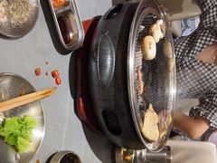 -围炉肉舍•炭烤活鳗•丹东海鲜烤肉(步行街店)