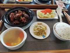 -亚龙湾老厨房·海南家常味
