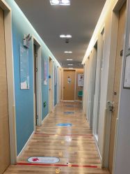 -唯儿诺儿童医院·儿科·眼科·口腔(海岸城店)