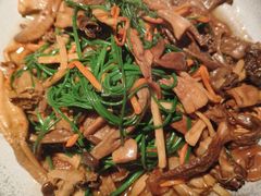 -纳鲁孜·新疆特色餐厅(上海悦荟广场店)