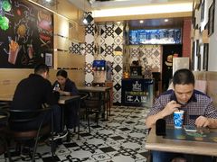 大堂-牛纽塔·牛人堡(群众路店)