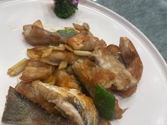 -千灯盛汇·头牌粤菜(致越优城店)