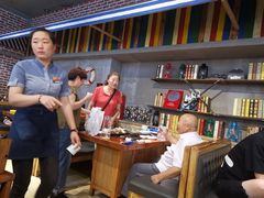 -海小馆海鲜餐厅(茂业百货店)