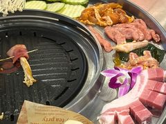 -哈哈碳都·牛肋条无限自助烤肉(宝龙店)