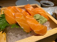 三文鱼刺身-初居食屋日式料理(万象城购物中心店)