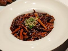 响油鳝丝-屋里厢上海菜馆
