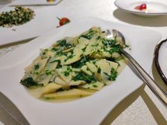荠菜冬笋-梅龙镇酒家(南京西路总店)