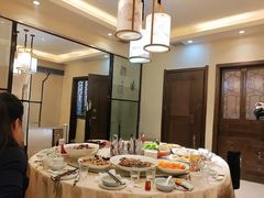 -小胡同炒鸡(胜利路店)