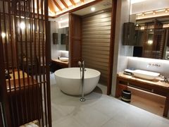 -水底山庄园温泉