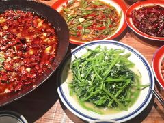 -泥糊破店小酒馆·团建聚餐(南京西路店)