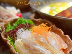 -湊湊火锅·茶憩(打浦桥日月光店)