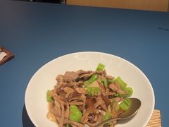 -一坐一忘云南菜(嘉里中心店)
