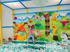 -蒙特利亲子乐园