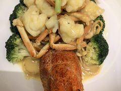 -万龙洲海鲜(大兴绿地缤纷城店)