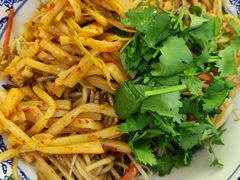 -丫丫桂林米粉(学府店)
