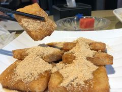 -铜锣湾·有麝自然香(重庆新天地店)