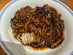 肉丝葱油拌面-君东记本帮面馆(天钥桥路店)