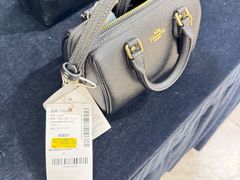 -唯品会(北京国瑞城店)