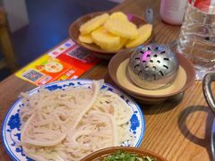 -巴卤社老火锅(财富店)