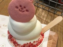 -LINE FRIENDS Garosu-gil Flagship Store