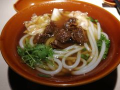 花溪牛肉粉-黔香阁(大上海时代广场店)