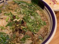 -云阿蛮云南生烫牛肉米线(奉贤路店)