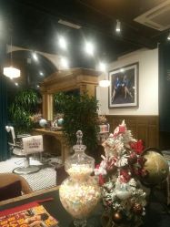 -TWOFACE 双面理发馆