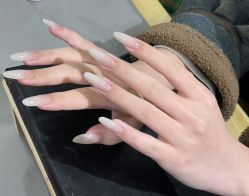 -H12 STAR日式美甲美睫专门店