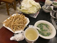 -老来福·非遗酸汤兔(凯旋路店)