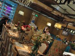 -领鲜活海鲜榴莲自助火锅(东门店)