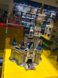 -乐高授权专卖店(朝阳大悦城店)