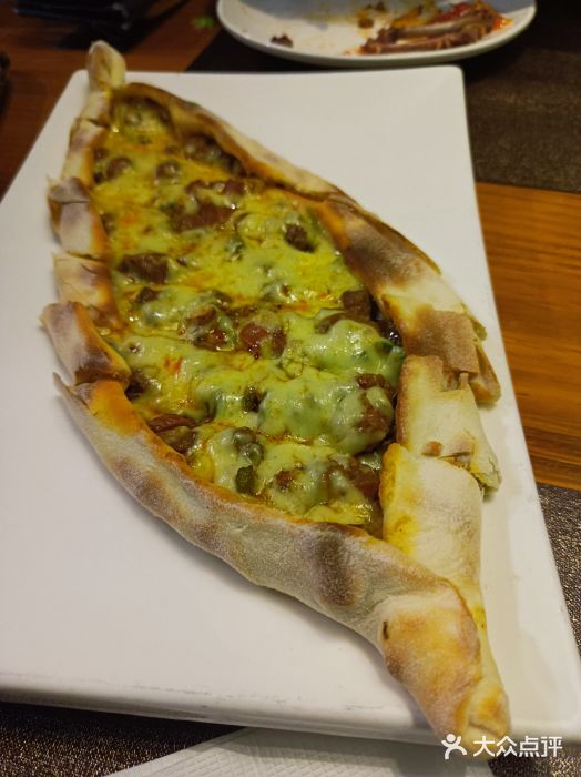 TUK土耳其餐厅·下午茶(卢湾店)蘑菇芝士披萨图片