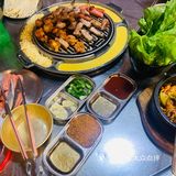 今儿解个馋，吃个猪掌柜[调皮]