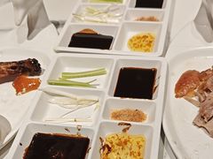 -皇城根·鲁菜济南菜·吊炉烤鸭·炒鸡鱼头(济南旗舰店)
