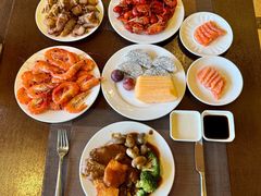 -大中华希尔顿酒店-念自助餐·海南美食·三文鱼