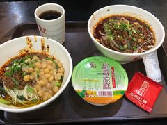 -秦云老太婆摊摊面(磁器口店)