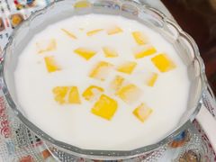 -广信牛奶甜品世家(台东店)