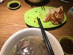 -锅贴王小吃(南大街店)