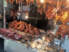 -艾力江和田馕坑烤肉店